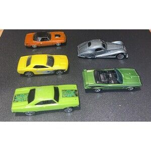 Vintage Hot Wheels Diecast Lot of 5 Cars 1:64 80s 90s Roadrunner Bundle